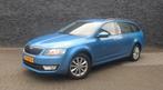 Skoda Octavia Combi 1.0 TSI Greentech Ambition Business 2016, Auto's, Voorwielaandrijving, Stof, USB, Blauw