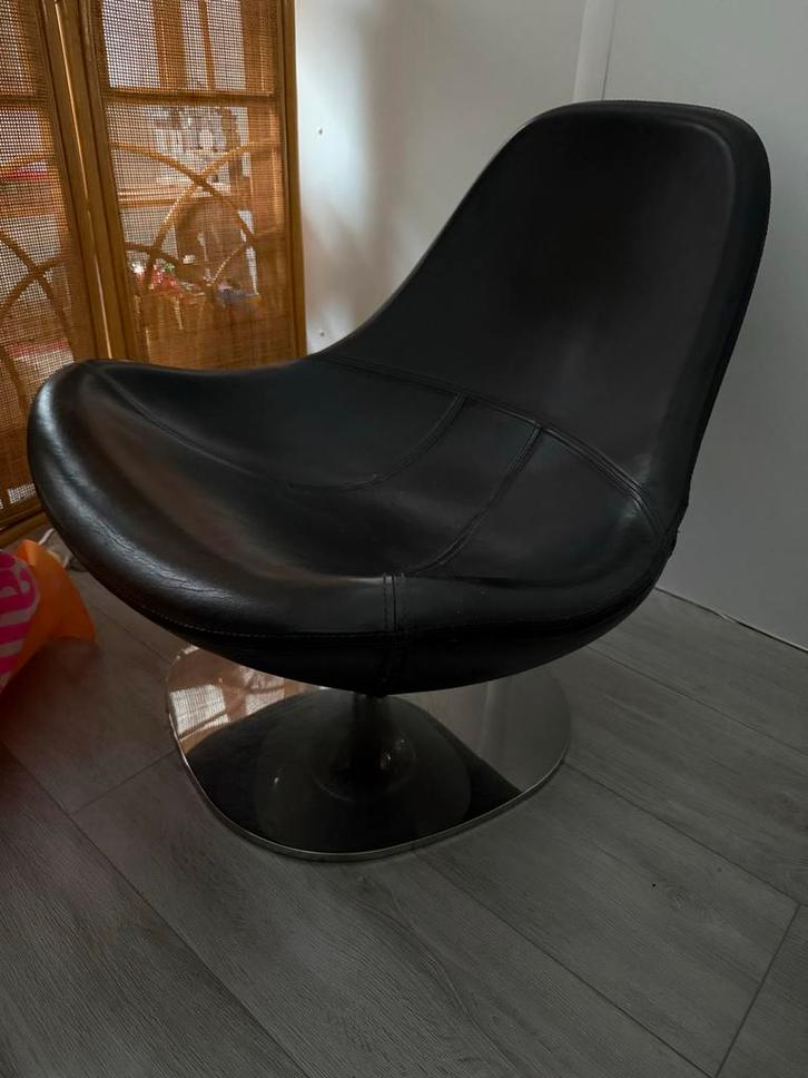 Zwarte leren Ikea Tirup draaifauteuil - Super staat!, Huis en Inrichting, Stoelen, Zo goed als nieuw, Eén, Leer, Zwart, Ophalen