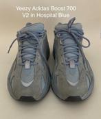 Yeezy Adidas Boost 700 V2 in Hospital Blue Maat 44, Blauw, Ophalen of Verzenden, Sneakers of Gympen, Adidas