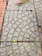 Tuintegels en beton bakken gratis !!, Tuin en Terras, Tegels en Klinkers, Ophalen of Verzenden, Zo goed als nieuw, Beton, Terrastegels