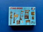 Italeri	403	Road Signs	1/35	sealed, Hobby en Vrije tijd, Modelbouw | Figuren en Diorama's, Ophalen of Verzenden, Nieuw, 1:35 tot 1:50