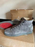 louis flat veau velours | LOUBOUTIN | 42,5 | Suede Sneakers, Kleding | Heren, Schoenen, Ophalen of Verzenden, Zo goed als nieuw