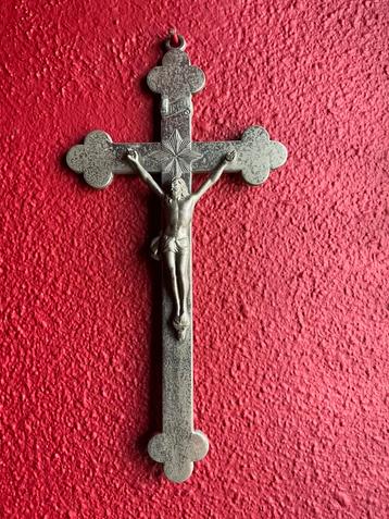 Religie ❤️ antiek kruis crucifix corpus beschikbaar voor biedingen