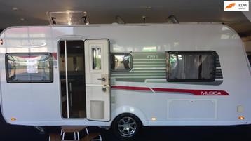 LMC MUN MUSICA 470 E 2013 ENKELE BEDDEN RONDZIT MOVER TOP beschikbaar voor biedingen