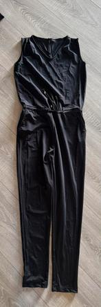 Zwarte Travel Jumpsuit Mouwloos - Maat M, Kleding | Dames, Jumpsuits, Verzenden, Gedragen, Maat 38/40 (M), Zwart