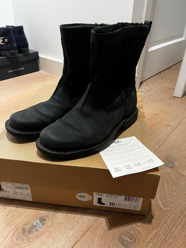 Ugg Hartsville Snowboots Maat 43 - Zwart, Kleding | Heren, Schoenen, Boots, Zwart, Ophalen of Verzenden