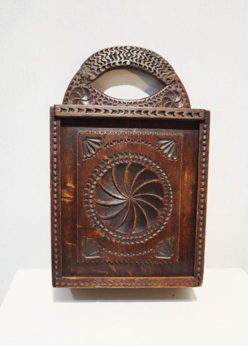 Antiek houten schooltasje, Antiek en Kunst, Antiek | Woonaccessoires, Ophalen of Verzenden