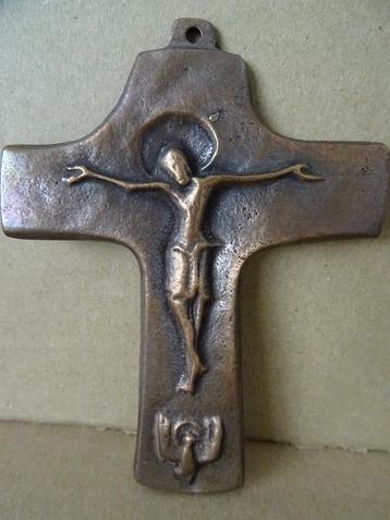Antiek bronzen kruis kruisje kruisbeeld met duif 10cm 1930 beschikbaar voor biedingen