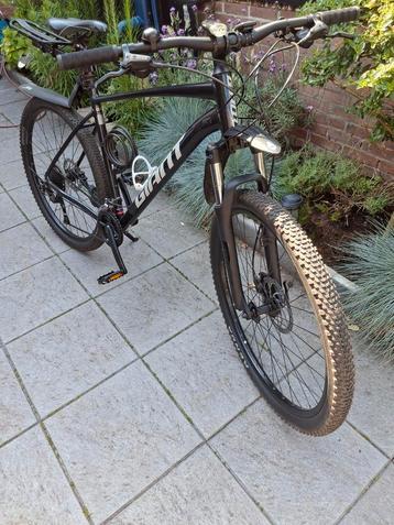 Giant talon moutenbike. beschikbaar voor biedingen