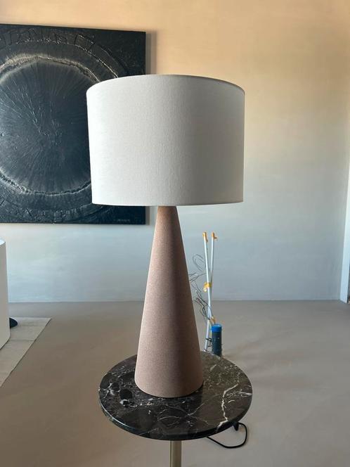 Zara Home tafellamp stenen voet, Huis en Inrichting, Lampen | Tafellampen, Zo goed als nieuw, Minder dan 50 cm, Ophalen