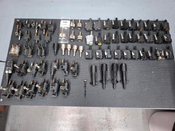 44 st Connectors/25 st female Connectors  beschikbaar voor biedingen