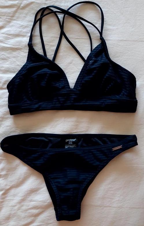 Protest zwarte bikini en grijze short, Kleding | Dames, Badmode en Zwemkleding, Zo goed als nieuw, Bikini, Zwart, Ophalen of Verzenden