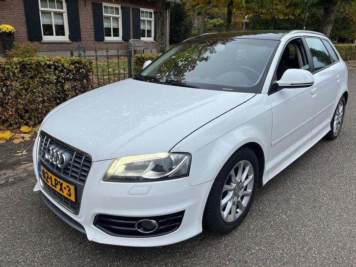 Audi A3 1.6 SPORTBACK apk tot 3-12-2026, Auto's, Audi, Bedrijf, Te koop, A3, ABS, Airbags, Airconditioning, Centrale vergrendeling