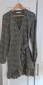 Zwarte Wikkeljurk met Pepita Print Merk Freebird, Maat 38/40 (M), Zwart, Ophalen of Verzenden, Zo goed als nieuw