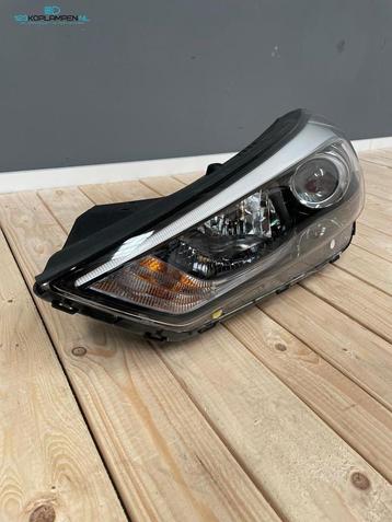 Hyundai Tucson H7 koplamp links  beschikbaar voor biedingen