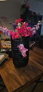 Zwarte Bloempot met Kunstbloemen - Zwaar!, Ophalen, Steen, 50 tot 75 cm, Zwart
