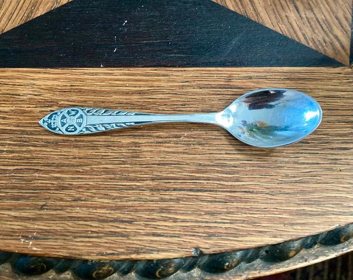 ‼️Heel klein lepeltje ( zout?) met ANWB logo, Antiek en Kunst, Curiosa en Brocante, Ophalen of Verzenden