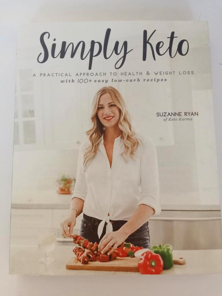 Simply Keto - Gezond Koken Boek, Boeken, Kookboeken, Zo goed als nieuw, Voorgerechten en Soepen, Hoofdgerechten, Tapas, Hapjes en Dim Sum