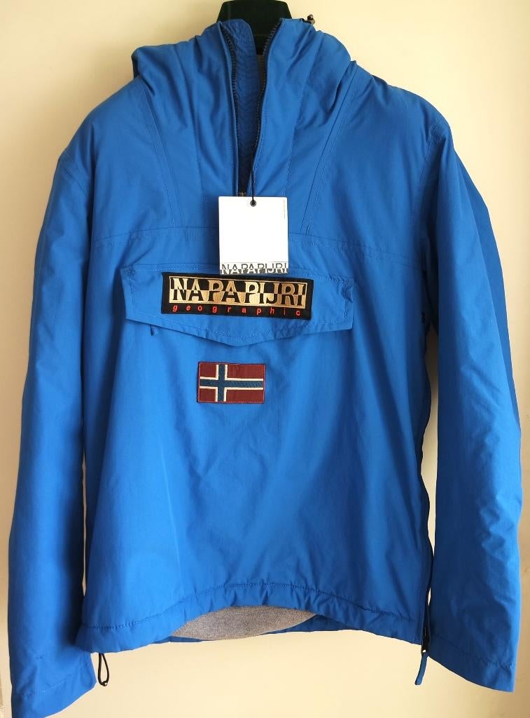 Erg mooie gevoerde winterjas van NAPAPIJRI - Maat M, Kleding | Heren, Jassen | Winter, Nieuw, Ophalen of Verzenden, Napapijri