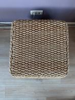 Rotan Tafeltje/Poef - Gevlochten, Huis en Inrichting, Banken | Voetenbanken en Poefen, Ophalen, Gebruikt, Riet of Rotan, 50 tot 75 cm