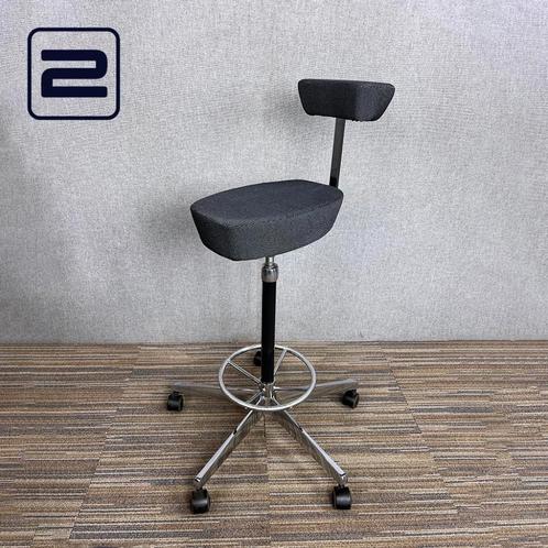 Vitra Nelson Barkruk Barkruk, Huis en Inrichting, Barkrukken, Gebruikt, 60 tot 90 cm, Kunststof, 1 kruk, Met voetsteun, Draaibaar