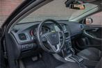 Volvo V40 T4 Powershift Momentum, Origineel NL, Park Assist,, Stof, Gebruikt, Zwart, 4 cilinders