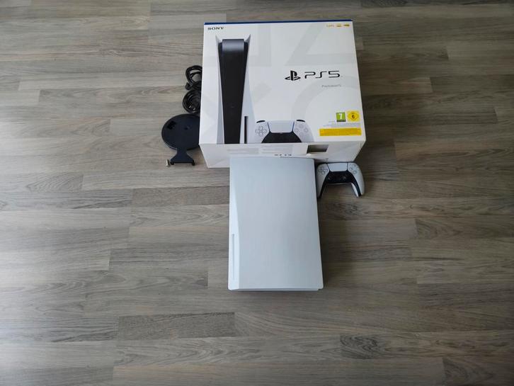 Zeernette Playstation 5 Disc+Games+Extra Lees Beschrijving, Spelcomputers en Games, Spelcomputers | Sony PlayStation 5, Zo goed als nieuw