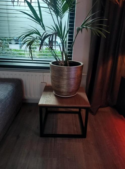 Moderne bijzettafel - Hout & Metaal, Huis en Inrichting, Tafels | Bijzettafels, Zo goed als nieuw, Vierkant, Minder dan 45 cm