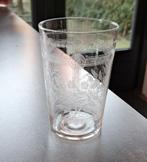 Antiek geëtst glaswerk, victoriaanse decor met bloemen, Ophalen