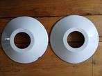 Set van 2 vintage wit emaille lampekapjes met blauwe rand, Ophalen of Verzenden