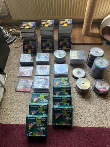 Partij nieuwe DVD discs  beschikbaar voor biedingen