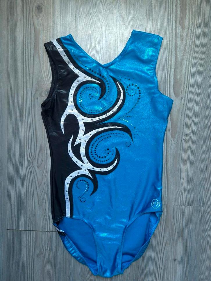 Turnpakje maat M/L (volwassen), Sport en Fitness, Turnen, Zo goed als nieuw, Turnpak(je), Maat 36 t/m 42, Blauw, Ophalen of Verzenden