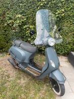 BTC Riva luxury scooter - geel kenteken, Ophalen, Gebruikt, Maximaal 45 km/u, Benzine