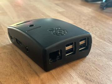 Raspberry Pi 1 Model B+ | Compleet met behuizing beschikbaar voor biedingen