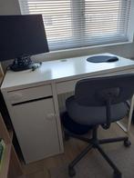 Kinderbureau met bureaustoel te koop., Ophalen