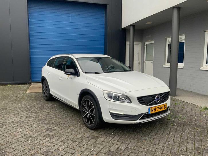 2017 Volvo V60 Cross Country Personenauto, Auto's, Volvo, Bedrijf, V60, Overige brandstoffen, Euro 6, C, Stationwagon, Handgeschakeld