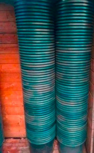 Kweekpotten 35 liter beschikbaar voor biedingen