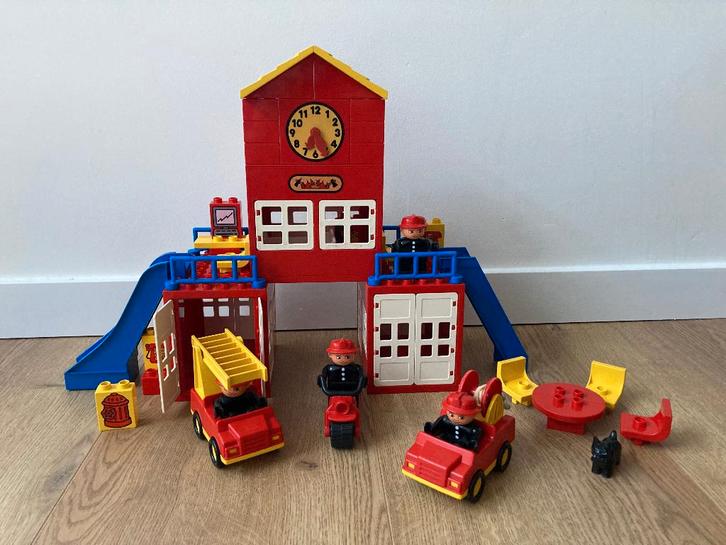 Mooie Lego Duplo vintage sets, met grote Brandweerkazerne., Kinderen en Baby's, Speelgoed | Duplo en Lego, Zo goed als nieuw, Duplo
