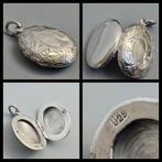 Zilver, 925 zilveren medaillon hanger, gegraveerd, Sieraden, Tassen en Uiterlijk, Antieke sieraden, Hanger, Ophalen of Verzenden