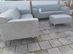 Pode Edit 2 x 3-zitsbank met poef | To refurbish!, Leolux, Modern design refurbished, Info@andriesign.nl, Driepersoons