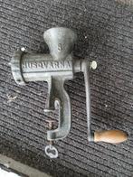 Husqvarna  vleesmolen/ gehaktmolen/ zultmolen , antiek, Huis en Inrichting, Keuken | Keukenbenodigdheden, Ophalen of Verzenden