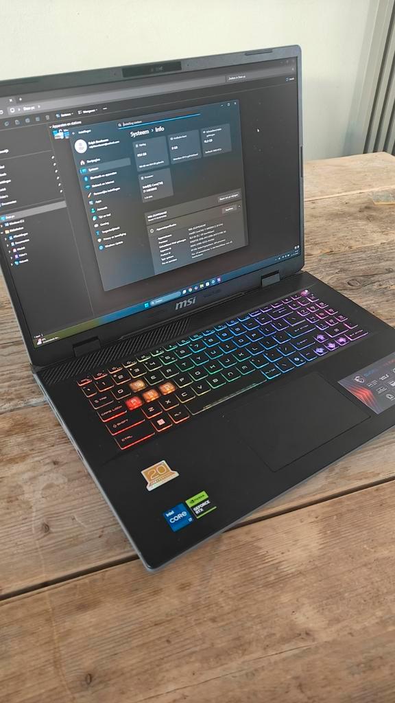 MSI Sword 17 HX B14VFKG gaming laptop, Computers en Software, Windows Laptops, Zo goed als nieuw, 17 inch of meer, SSD, 2 tot 3 Ghz