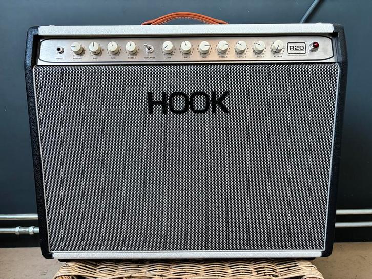 Hook R20 buizenamp, Muziek en Instrumenten, Versterkers | Bas en Gitaar, Zo goed als nieuw, Minder dan 50 watt, Ophalen