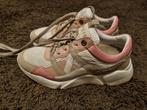 zgan NIKKIE sneakers maat39-roze, beige, wit, taupe, Kleding | Dames, Schoenen, Beige, Ophalen of Verzenden, Nikkie, Sneakers of Gympen