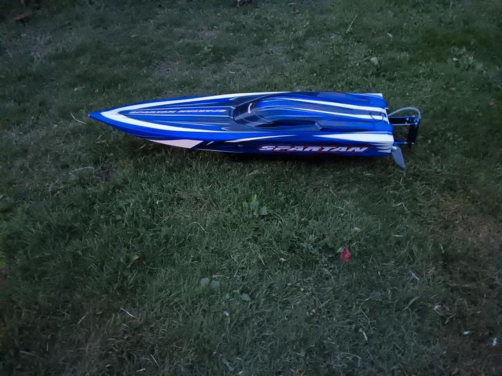 Als nieuw Spartan powerboat, kunt compleet varend, Hobby en Vrije tijd, Modelbouw | Boten en Schepen, Zo goed als nieuw, Overige merken