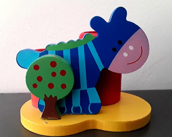 Kleurig houten bureausetje - pennenbakje - potlodenbakje, Kinderen en Baby's, Speelgoed | Houten speelgoed, Zo goed als nieuw