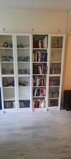 Vitrine, en boekenkast., Huis en Inrichting, Woonaccessoires | Cd- en Dvd-rekken, Ophalen of Verzenden, Hout, Cd's