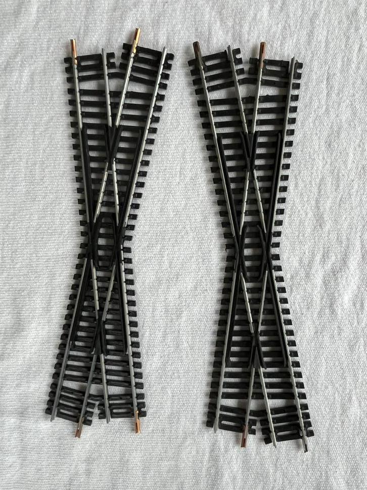 Lima rails H0 3038/39/40 SX-DX kruising (Prijs per stuk), Hobby en Vrije tijd, Modeltreinen | H0, Gebruikt, Rails, Gelijkstroom