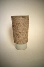 vintage bloempot geel vaas blauw aardewerk adco reliëf, Gebruikt, 40 cm of meer, Rond, Binnen