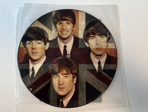 Beatles – She Loves You / Twist and Shout – UK picture disc, Cd's en Dvd's, Vinyl | Pop, Gebruikt, Overige formaten, Verzenden